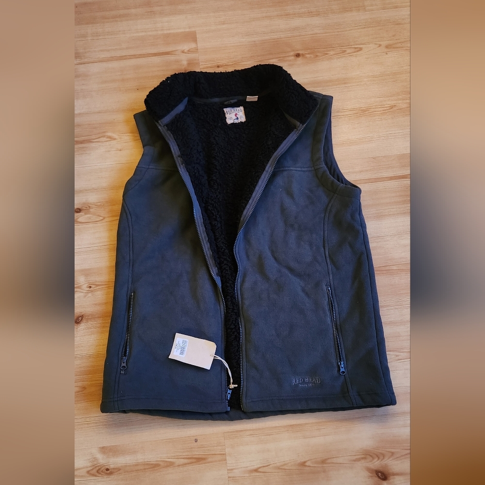 Men's redhead vest new